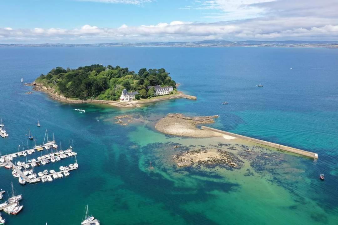 Appartement Proche Mer Et Plage Douarnenez Exterior photo